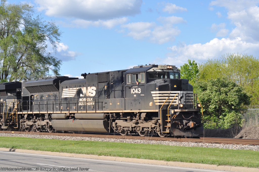 NS 1043 East